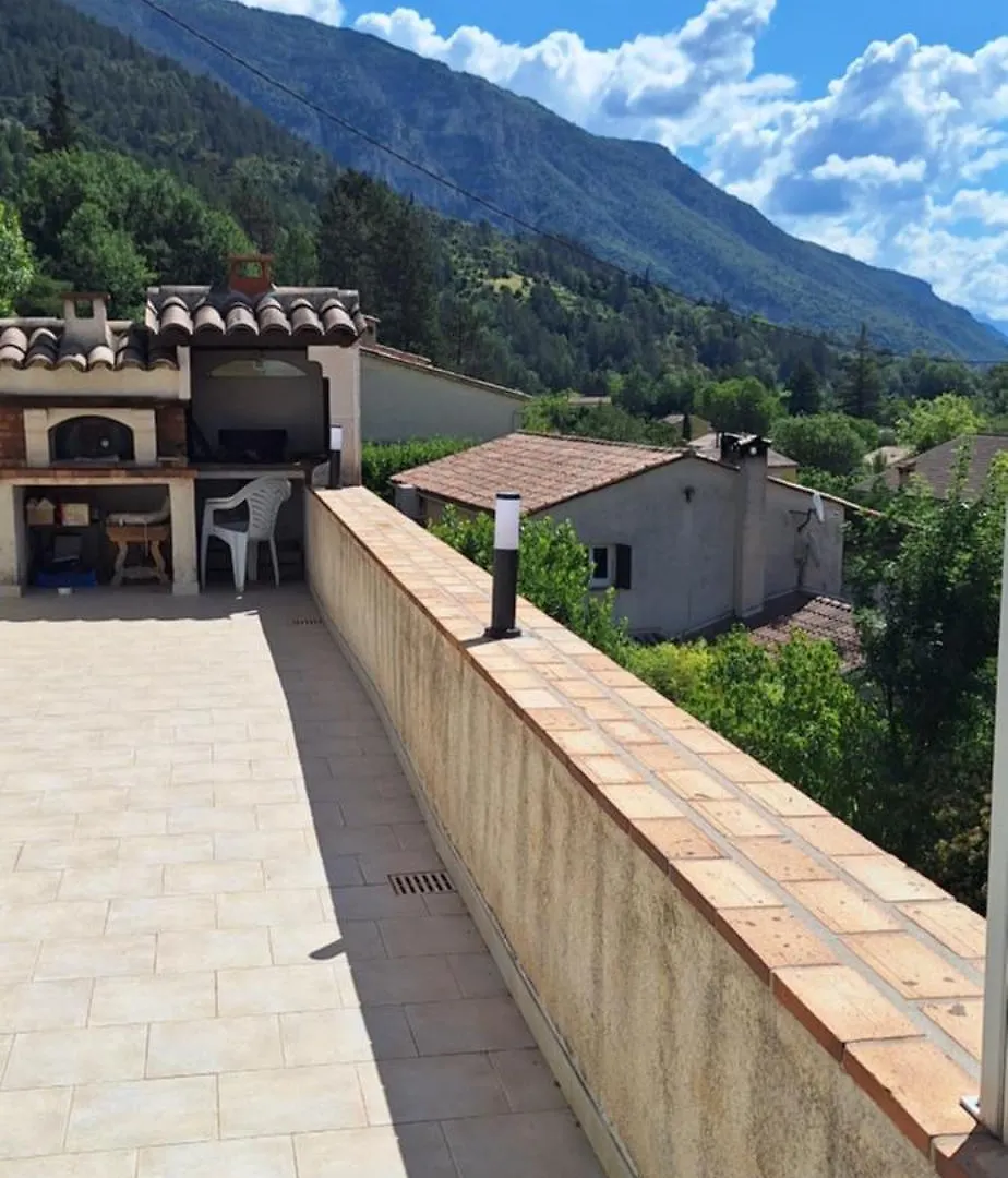 Villa Chloe Puget-Théniers Casa de Férias